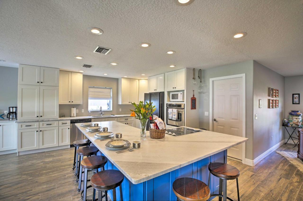 Waterfront Lake Placid Home With Dock And Fire Pit Екстериор снимка