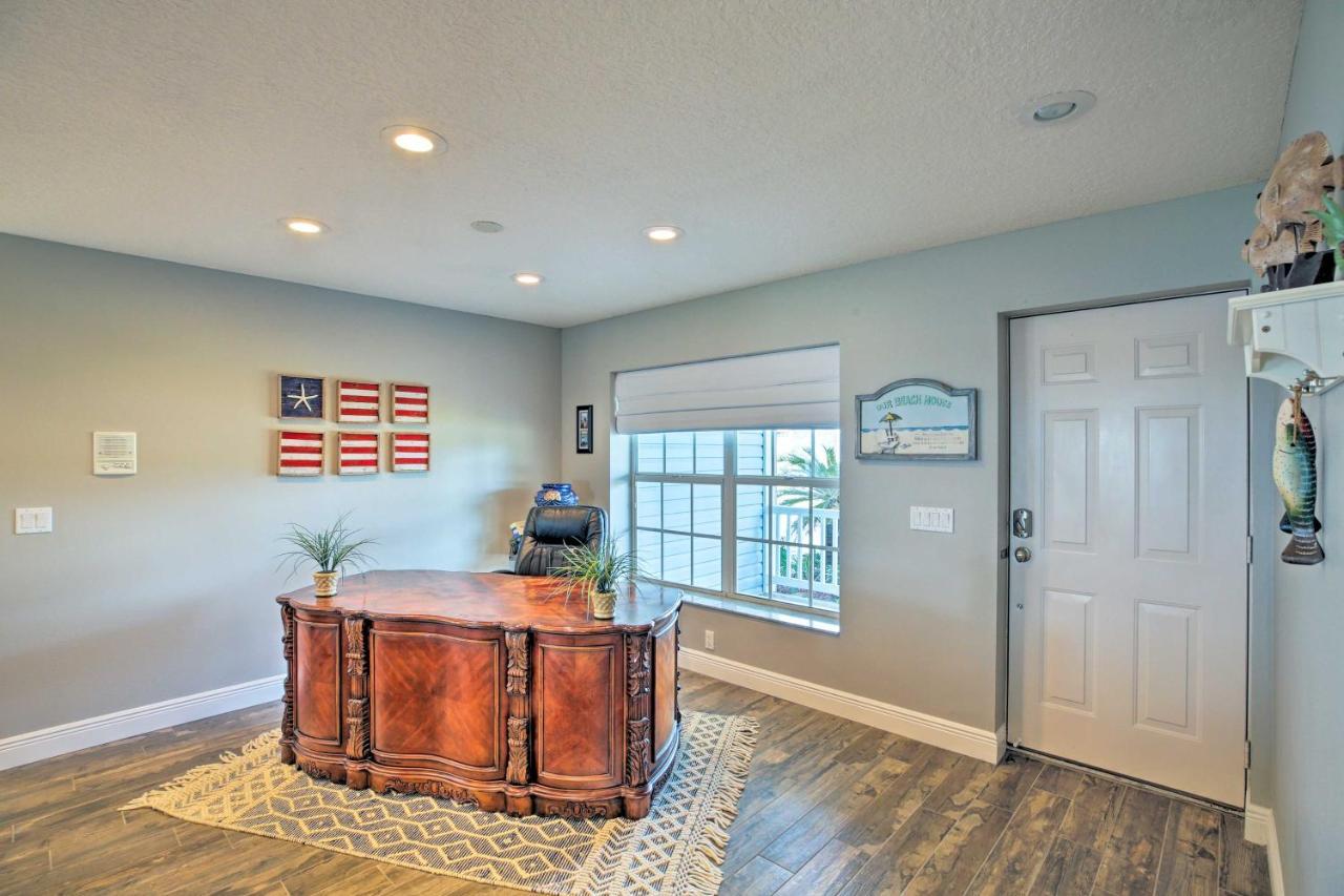 Waterfront Lake Placid Home With Dock And Fire Pit Екстериор снимка